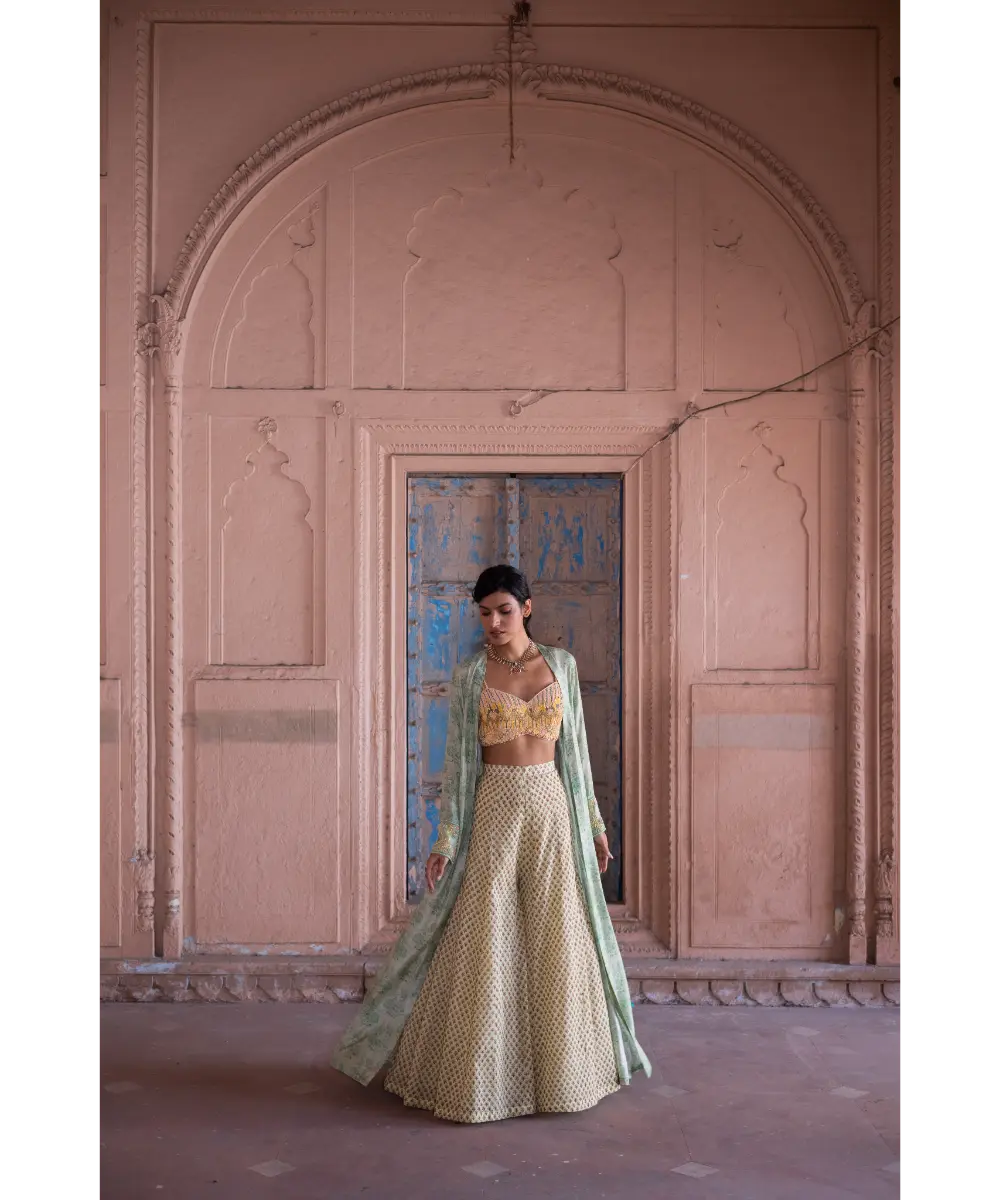 LABEL ANUSHREE- Printed Cape Set