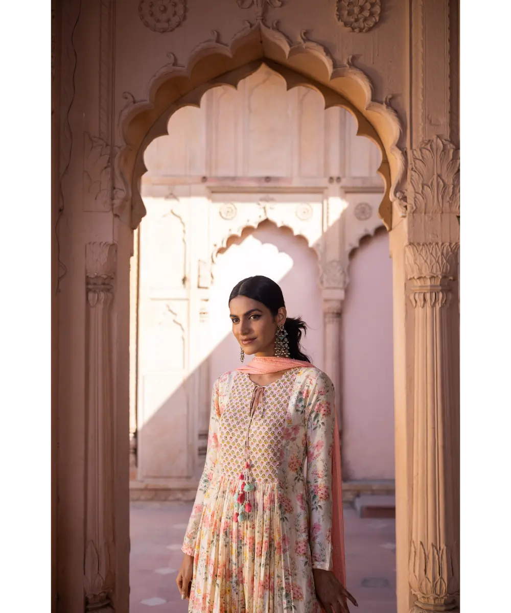 LABEL ANUSHREE- Off-white Pant Set