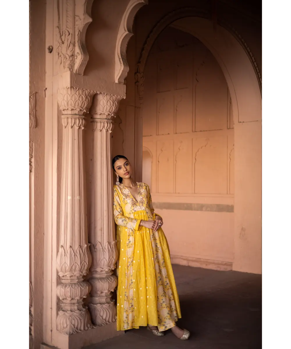 LABEL ANUSHREE- Kurta Pant Set