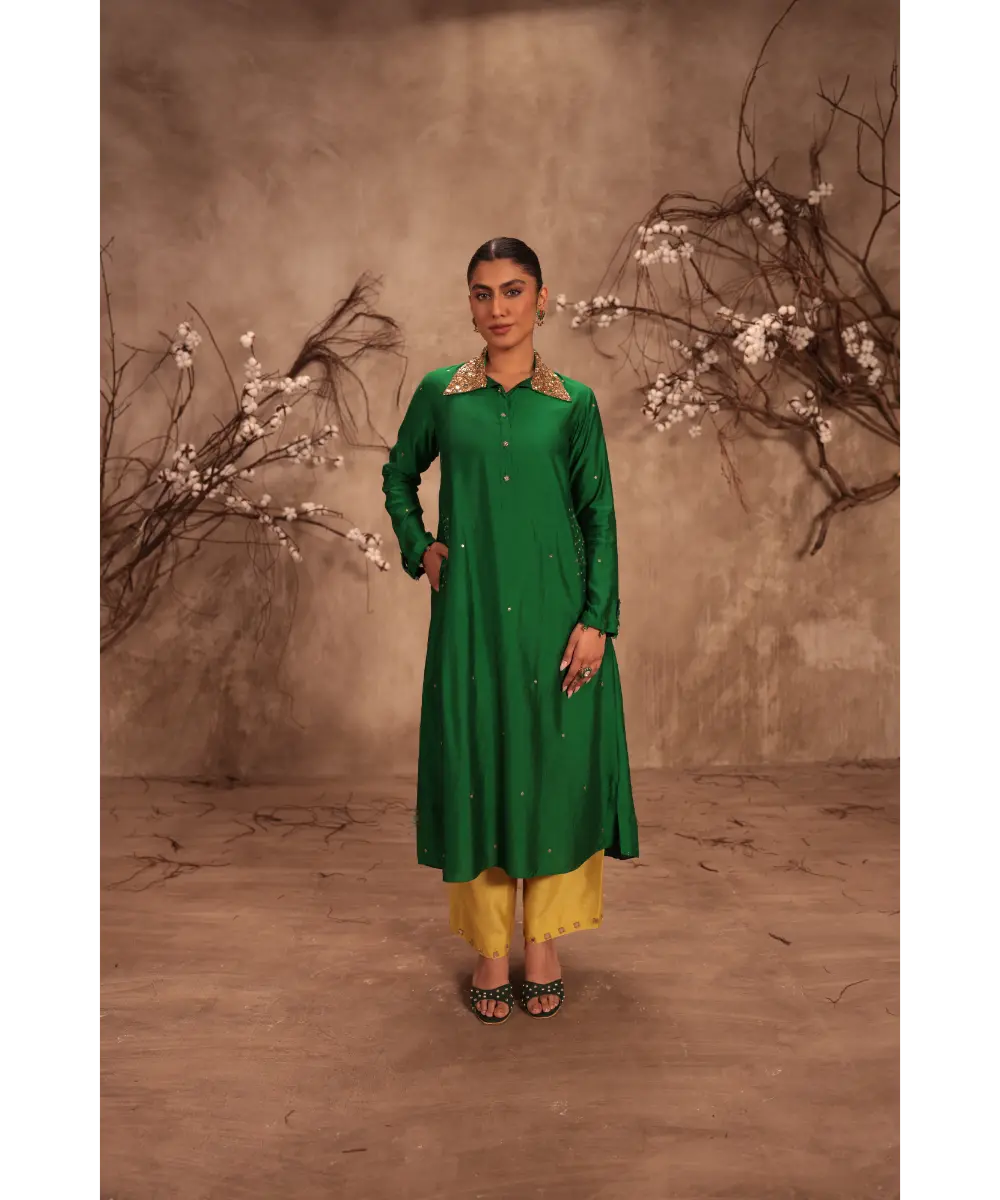 NITI BHOTRA - Nazakat Green Collar Kurta Set