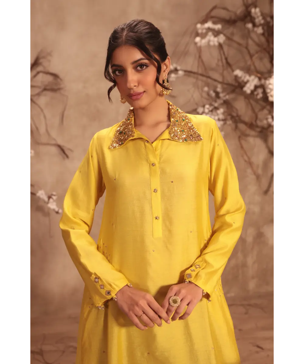 NITI BHOTRA - Nazakat Yellow Collar Kurta Set