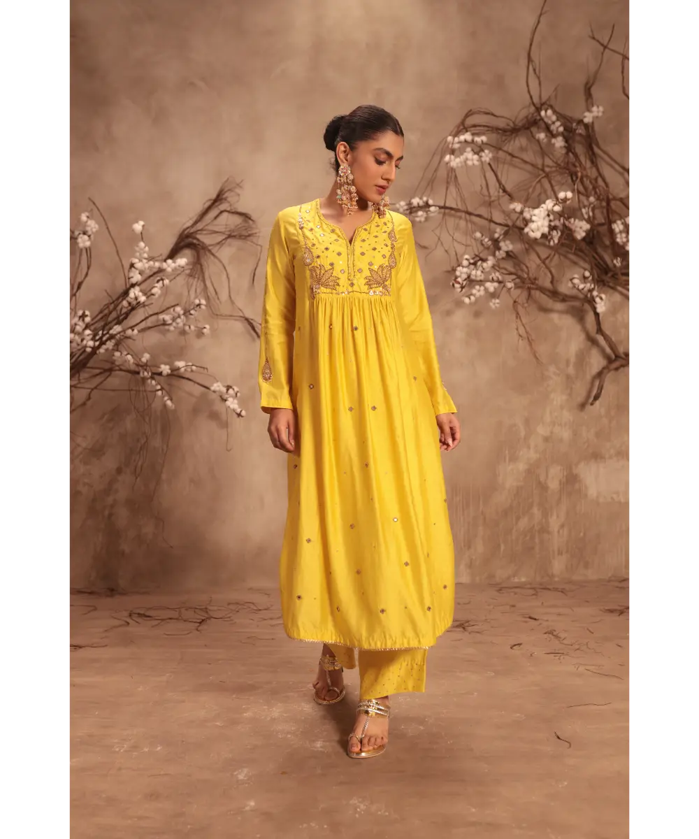 NITI BHOTRA - Nazakat Yellow Frockstyle Kurta Set