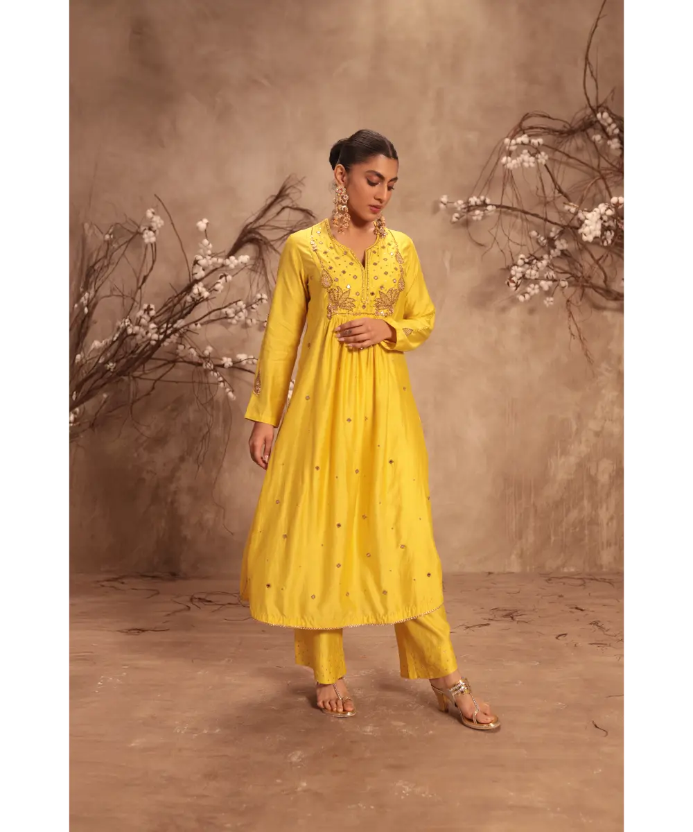 NITI BHOTRA - Nazakat Yellow Frockstyle Kurta Set
