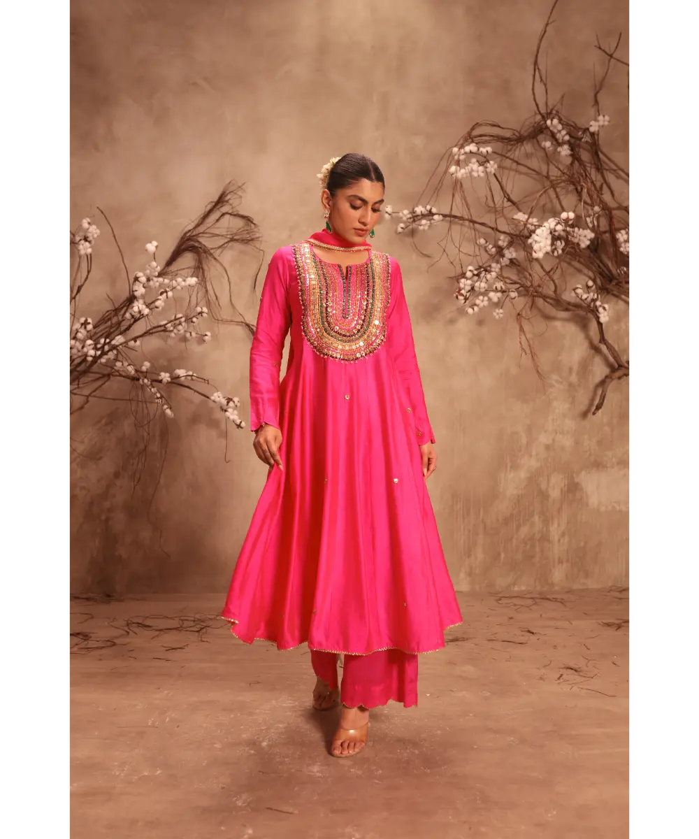 NITI BHOTRA - Nazakat Hot Pink Kalidaar Set