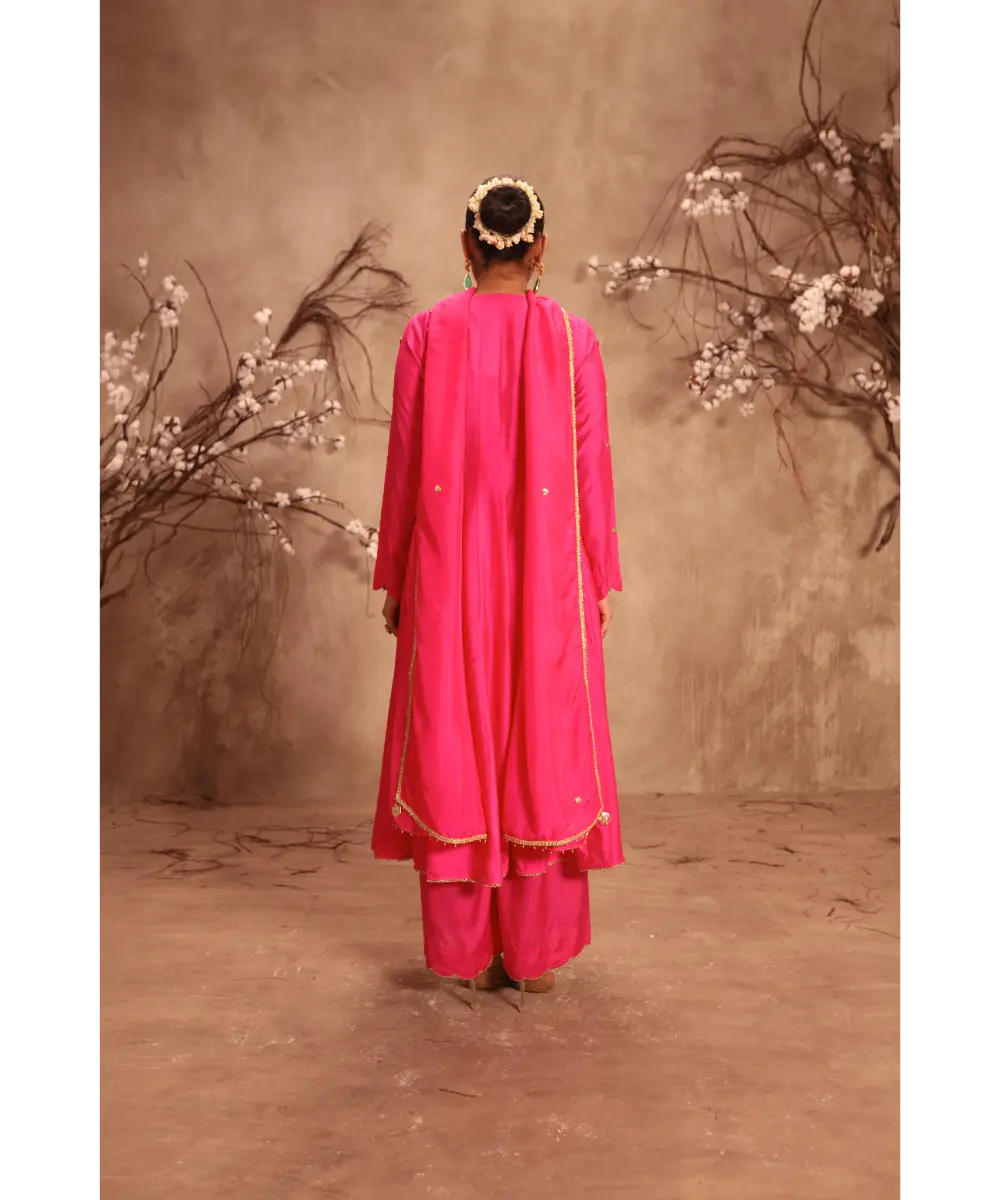 NITI BHOTRA - Nazakat Hot Pink Kalidaar Set