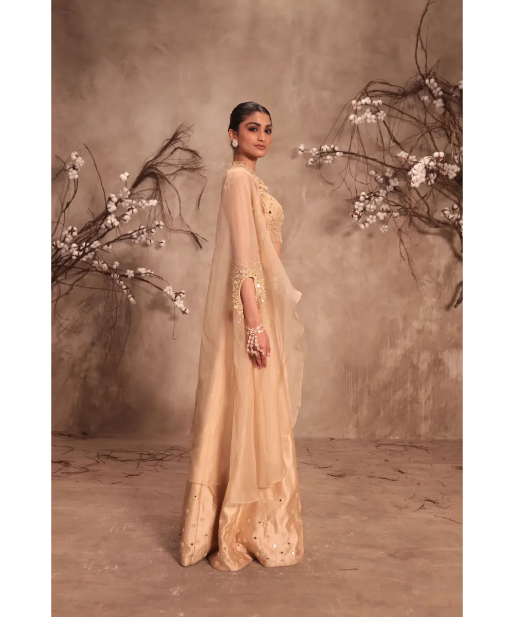 NITI BHOTRA - Nazakat Ivory Heavy Cape Style Lehenga Set