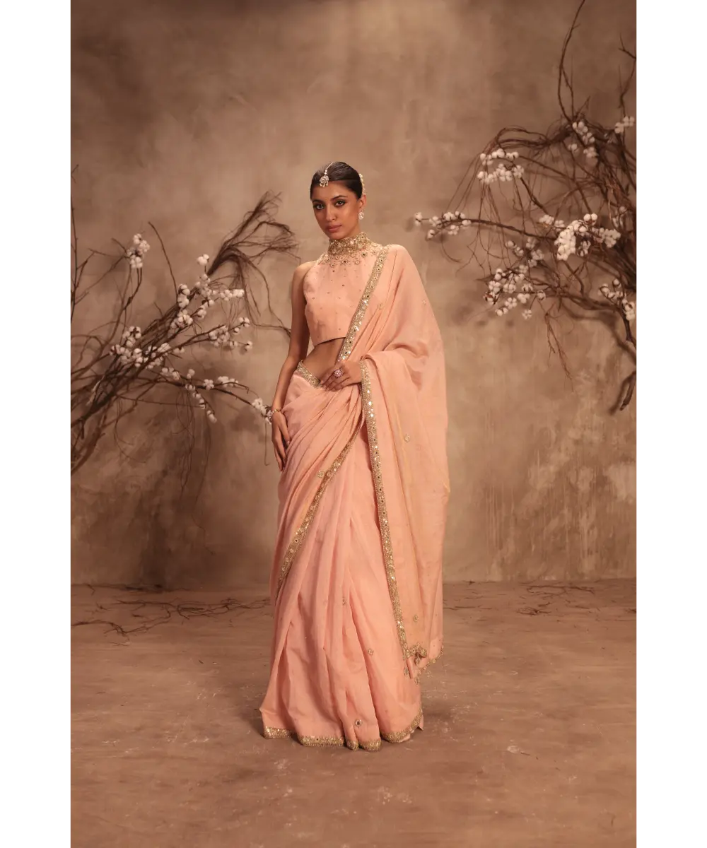 NITI BHOTRA - Nazakat Light Pink Choker Neck Scallop Saree Set