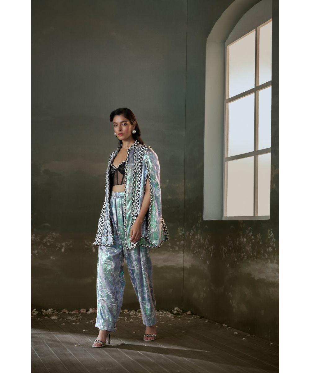 NITIKA GUJRAL - Jacket Pant Corset Set