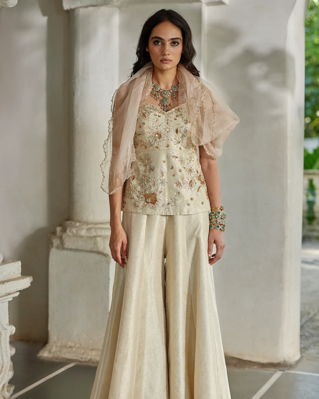 Paulmi and Harsh - Niri Kurti Set from Tara