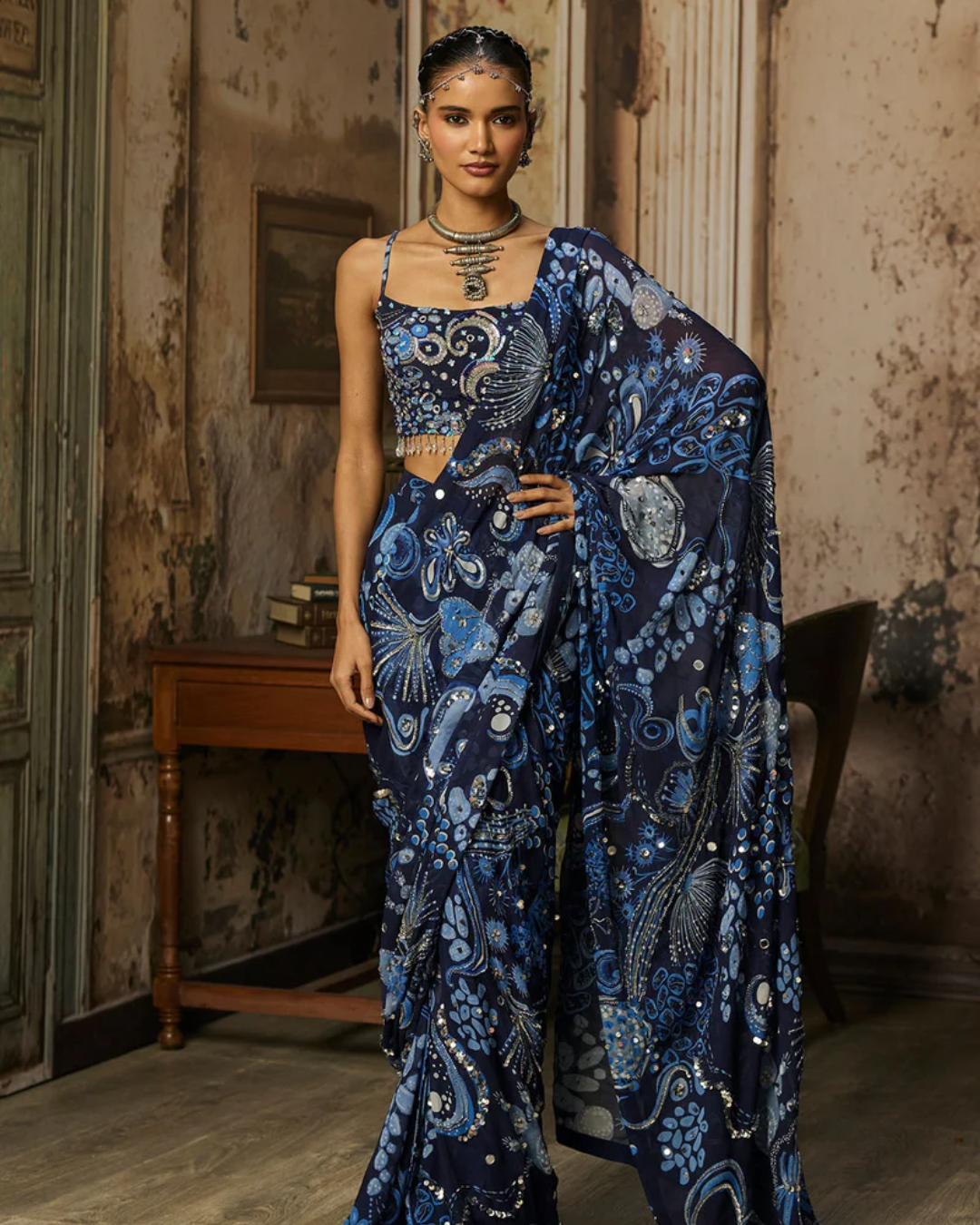 Diya Rajvvir - Navy Blue Printed And Highlighted Classic Saree Set from Bahaar