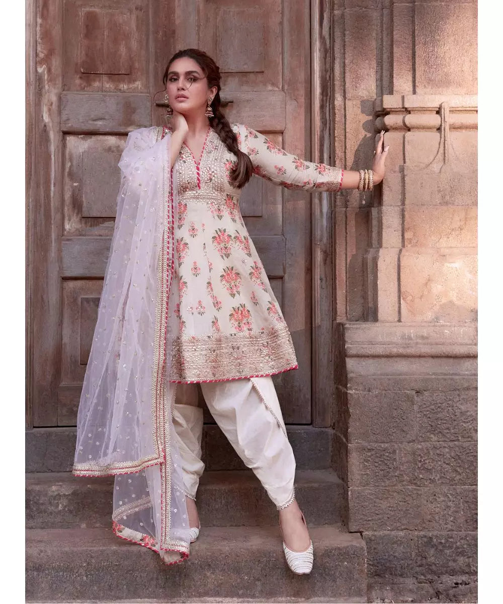 GOPI VAID - Ekta AG Dhoti Set - Celeb