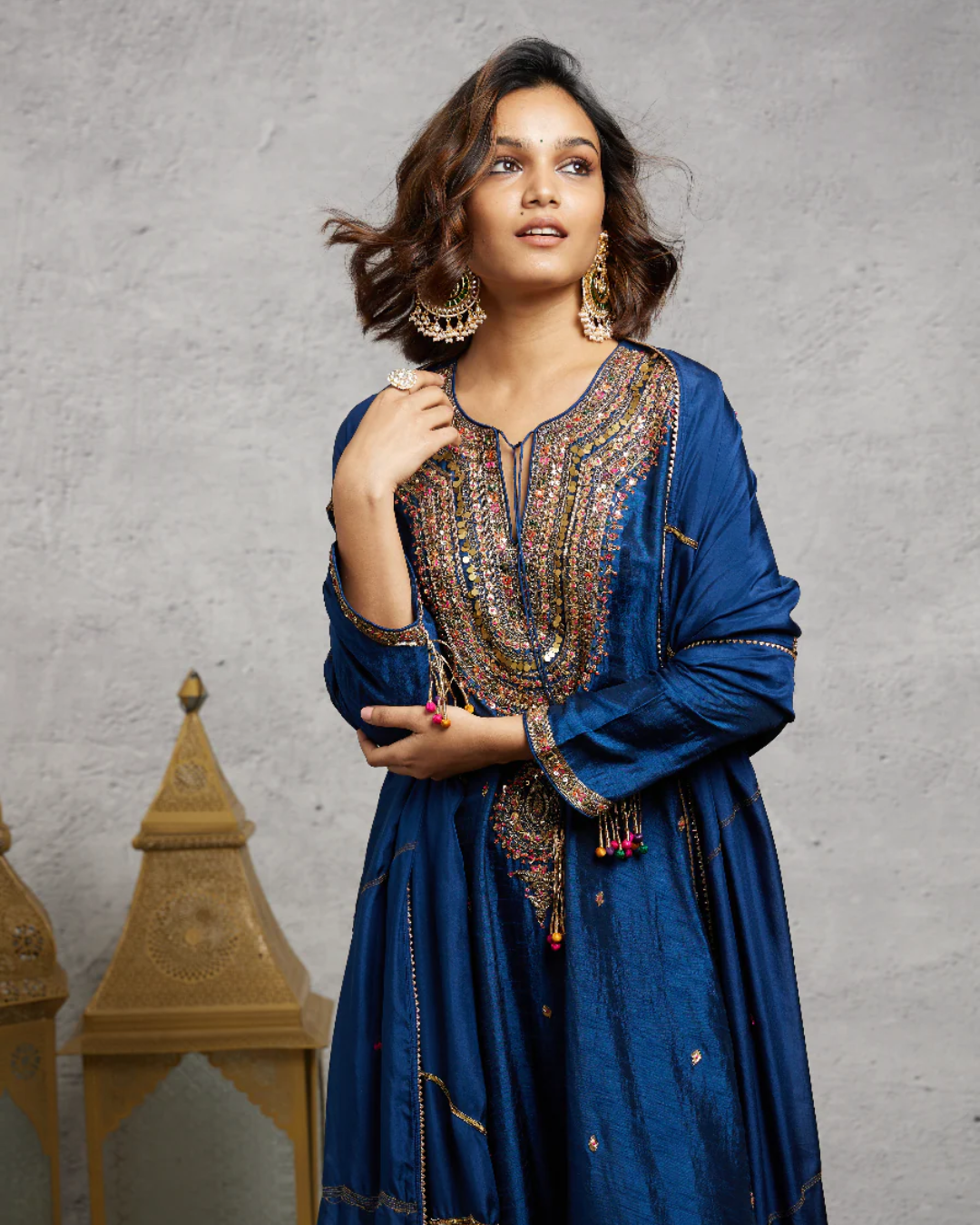 Niti Bothra - Multicolor Blue Resham and Zardozi Heavy-Neck Kurta Set (Sale Piece)
