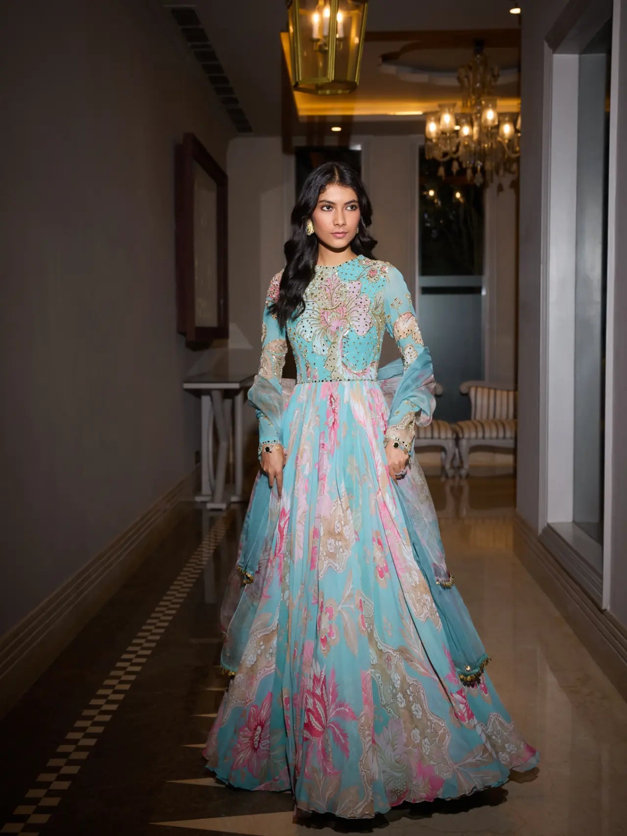 MAHIMA MAHAJAN - Sakina