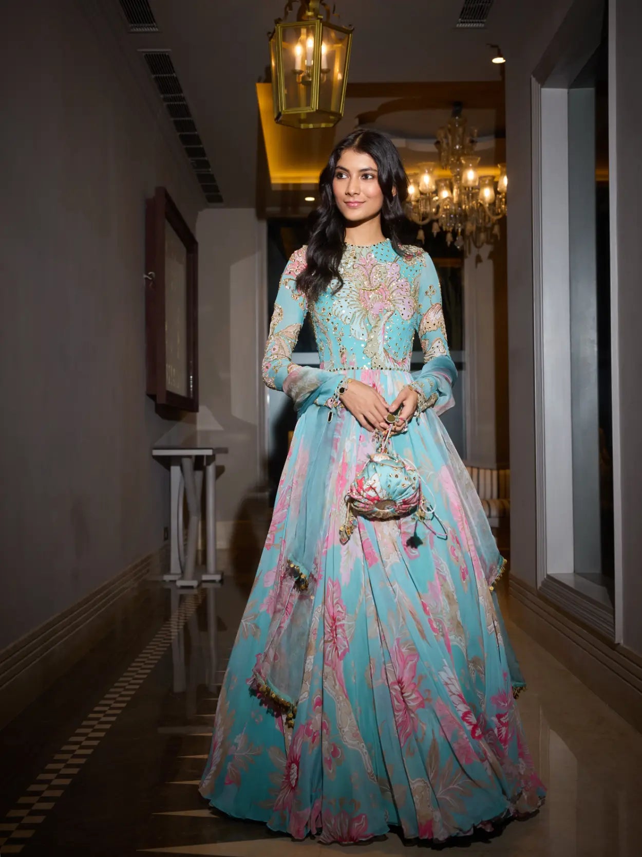 MAHIMA MAHAJAN - Sakina