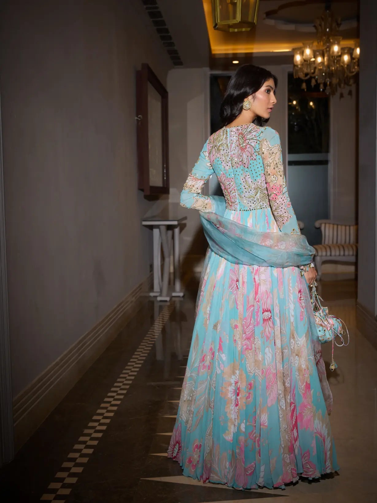 MAHIMA MAHAJAN - Sakina