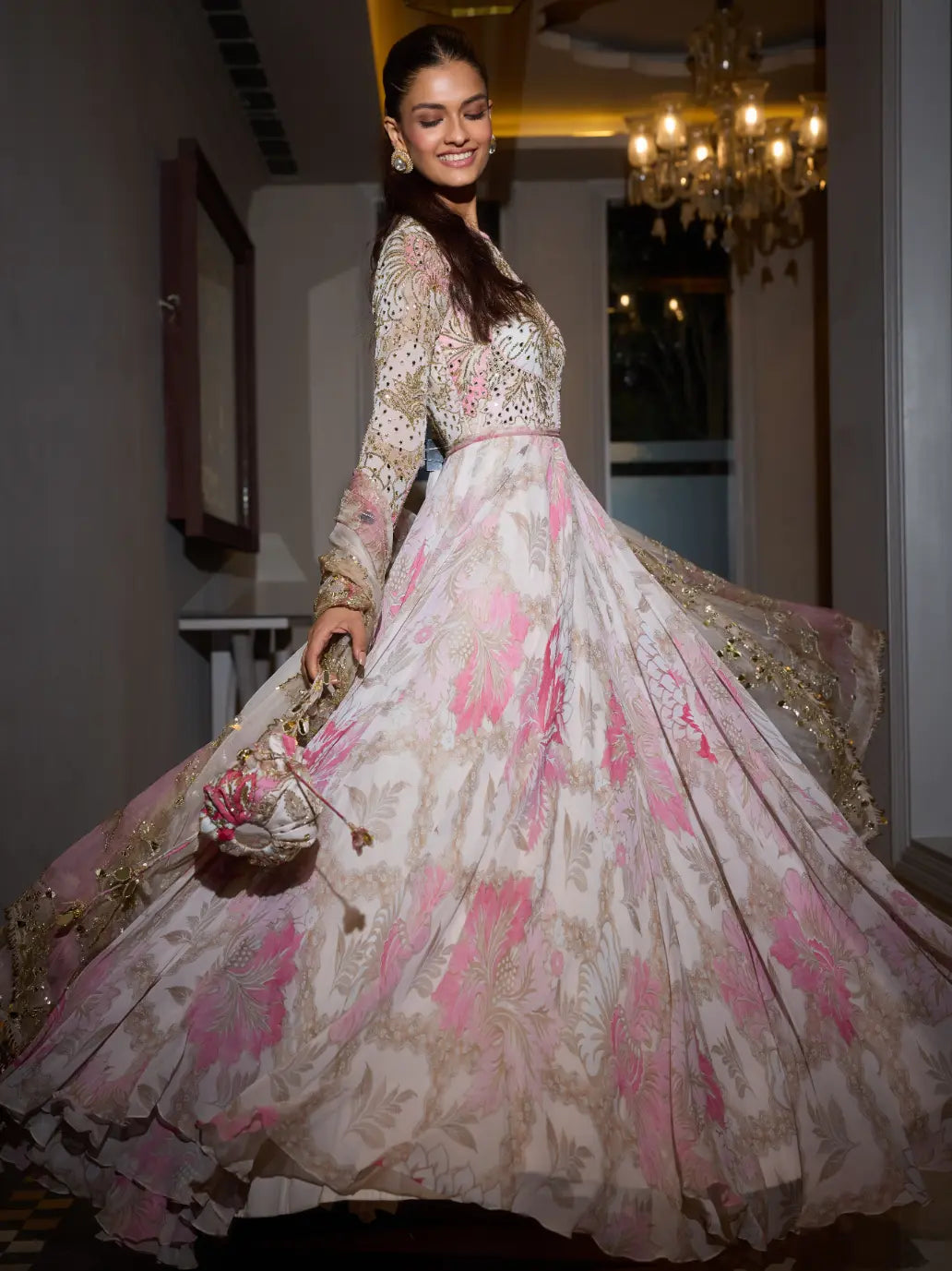 MAHIMA MAHAJAN - Yara