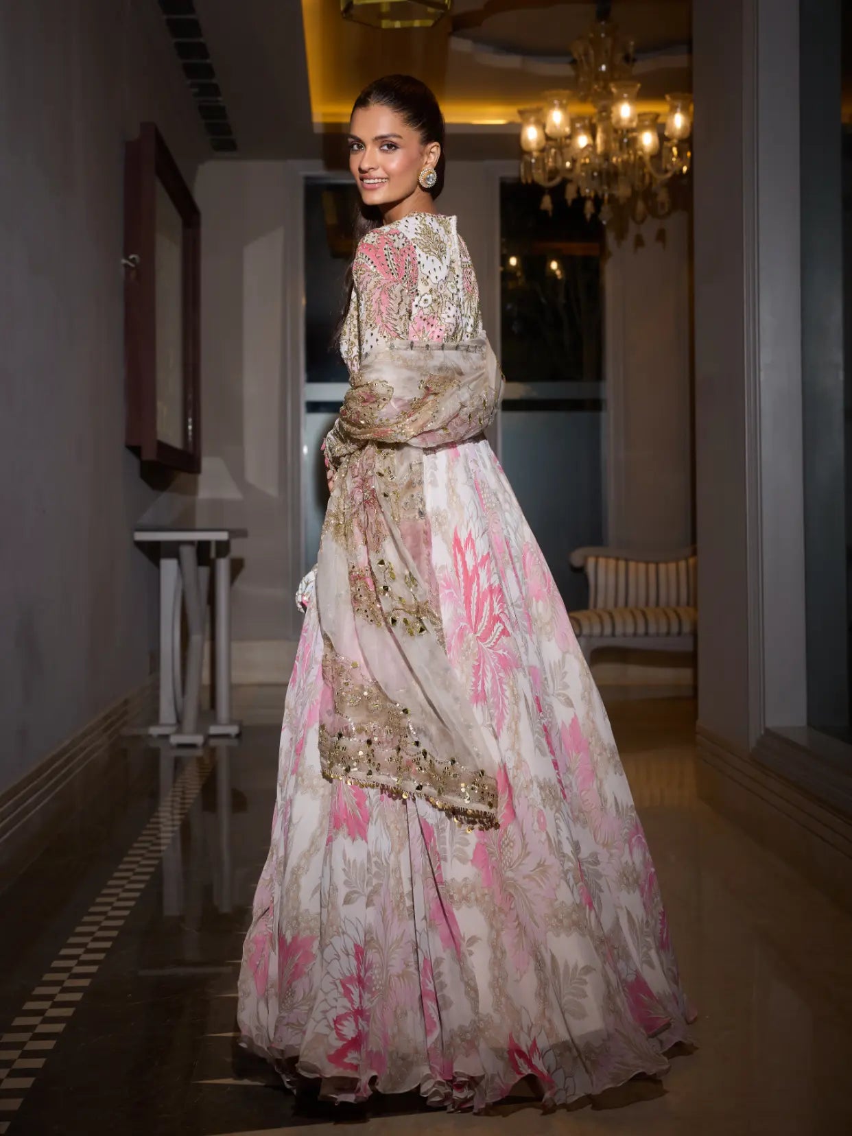 MAHIMA MAHAJAN - Yara