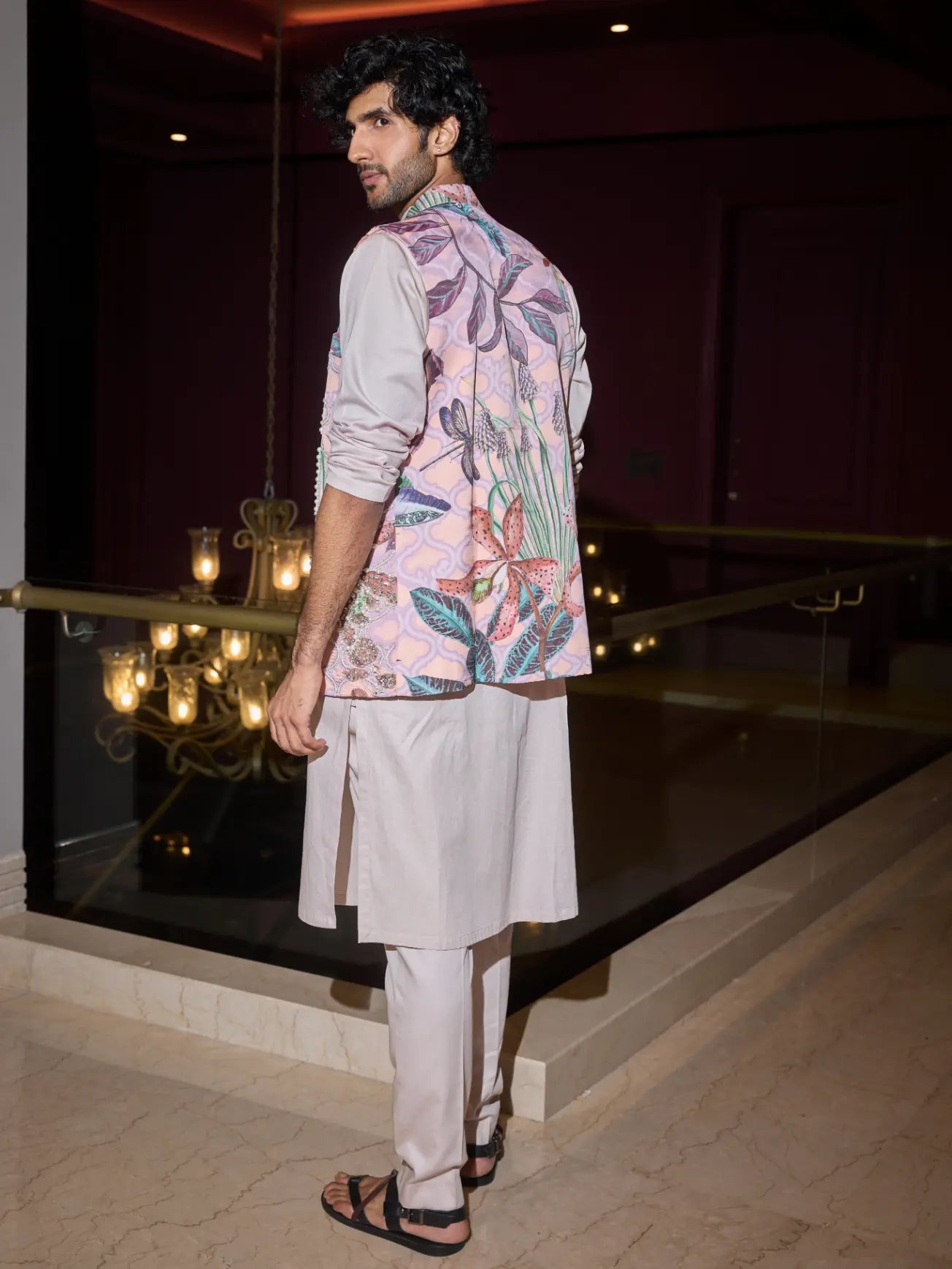 MAHIMA MAHAJAN - Hussain