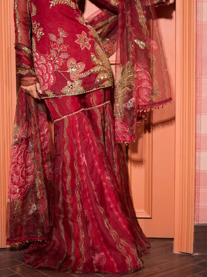 MAHIMA MAHAJAN - Hania