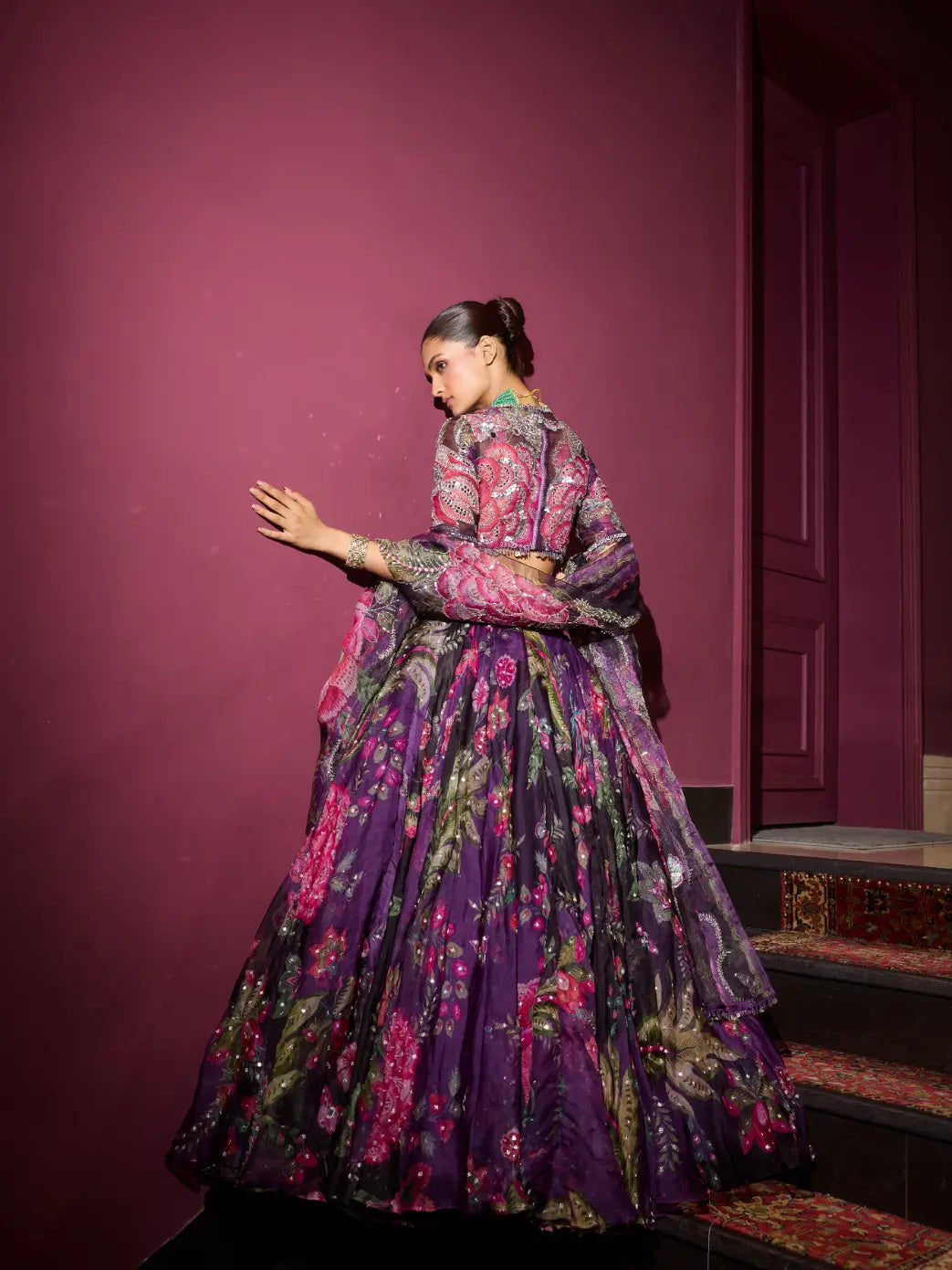 MAHIMA MAHAJAN - Shahira