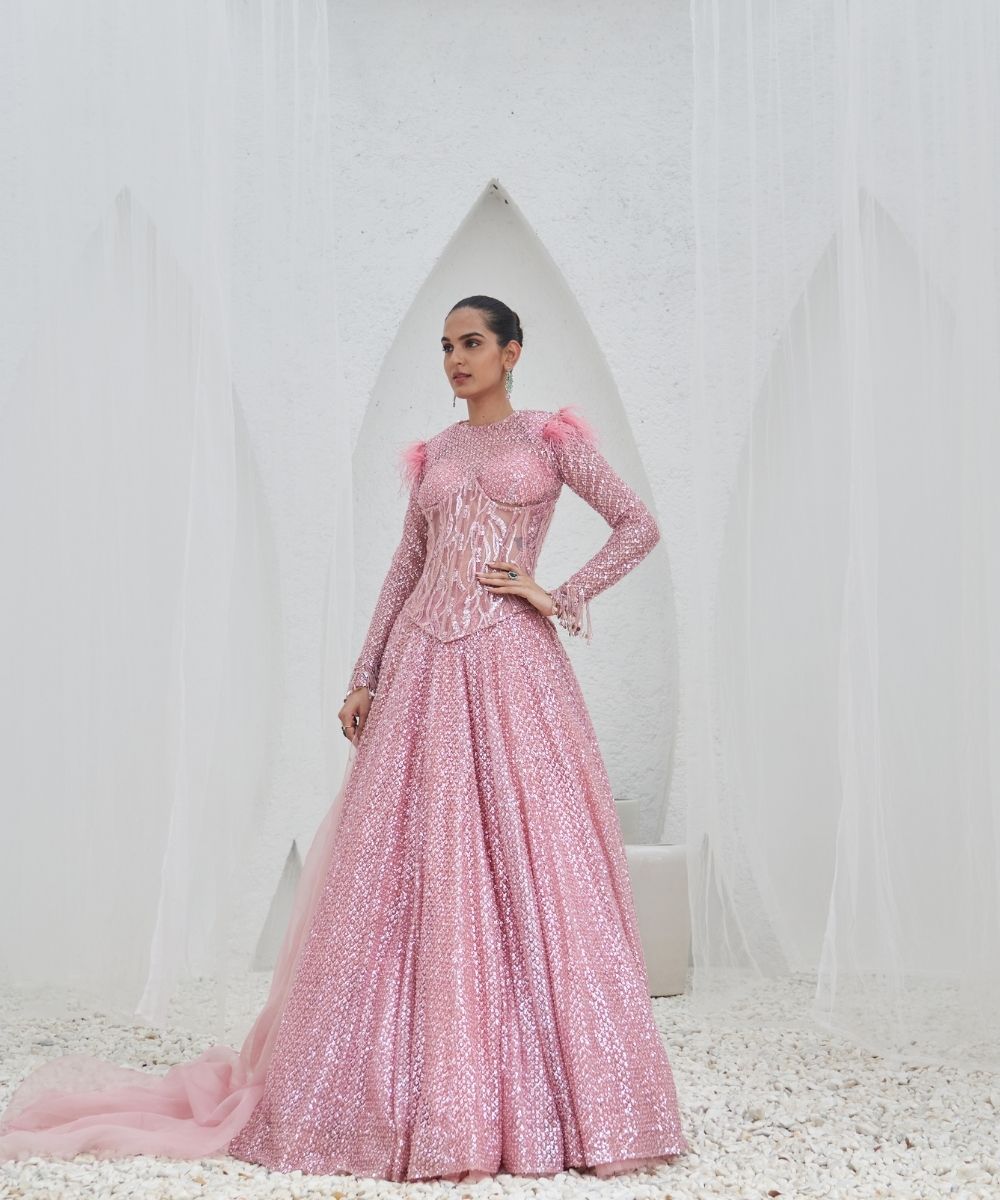 MAHIMA MAHAJAN- Zaama