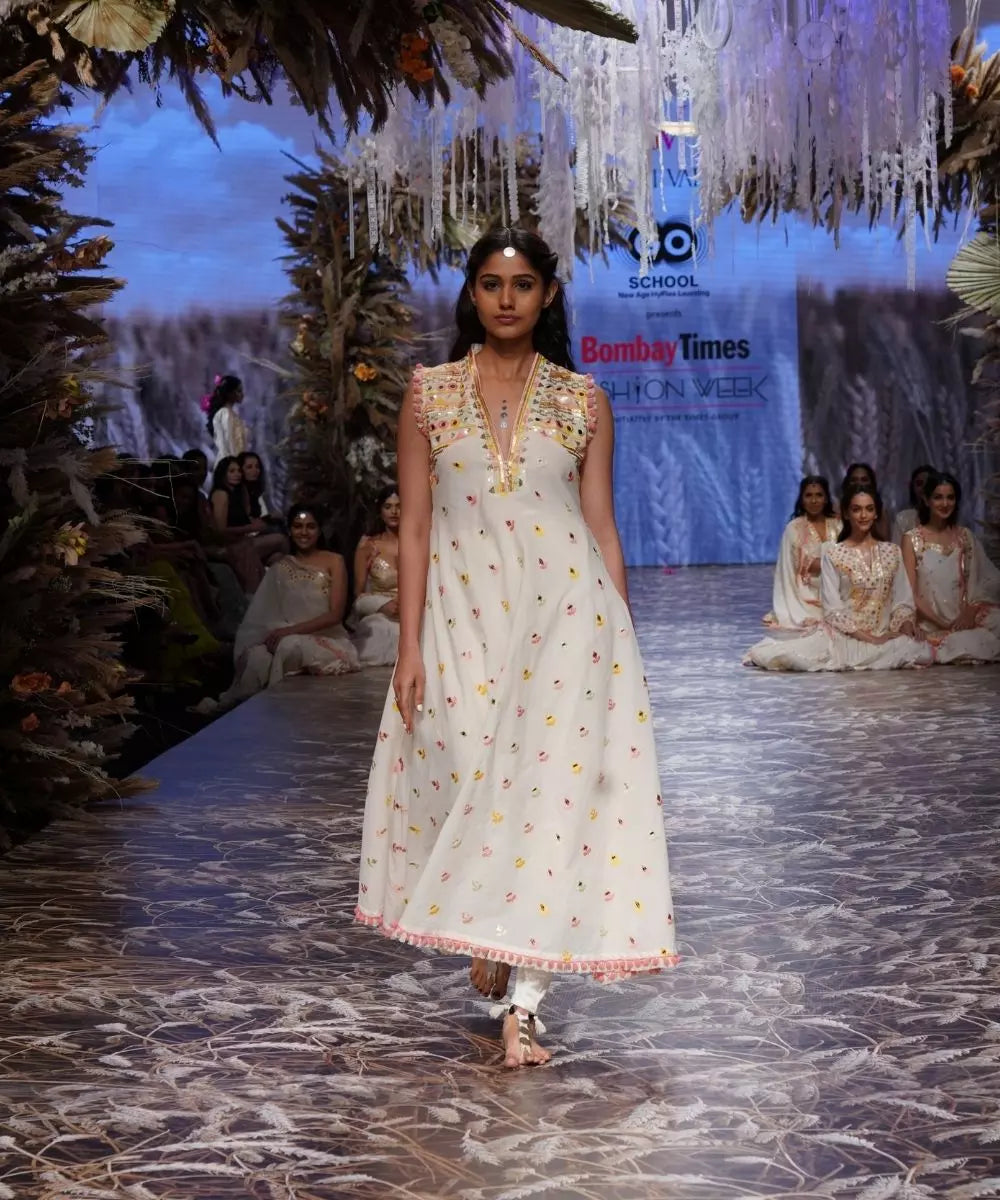 GOPI VAID - Mahi Kurta Set