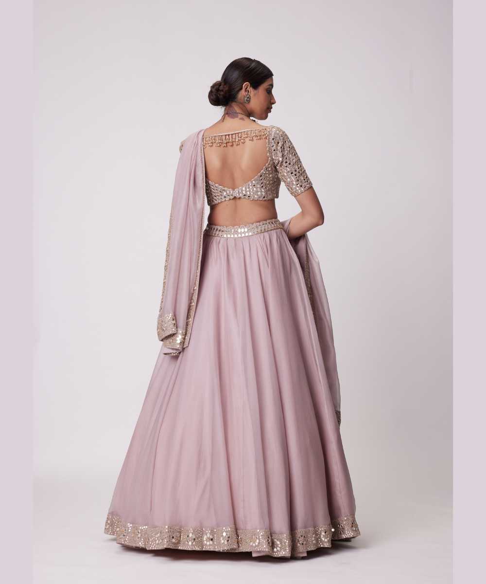 ASH PINK FLOWER BORDER ORGANZA LEHENGA SET - Jugmug Bride by Vvani Vats