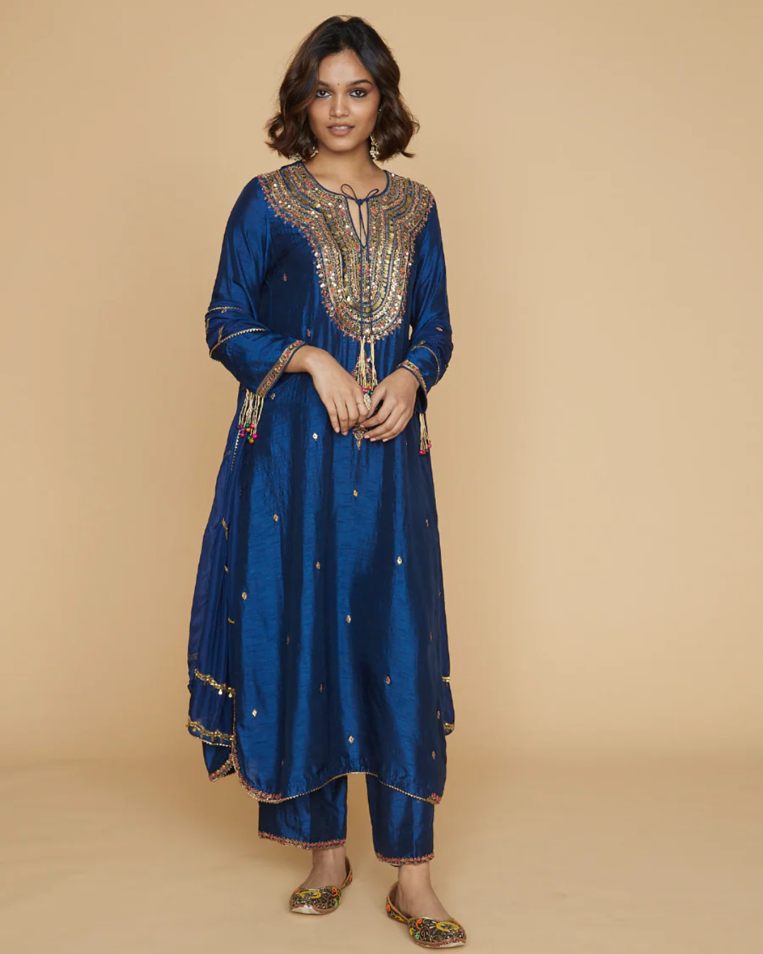 Niti Bothra - Multicolor Blue Resham and Zardozi Heavy-Neck Kurta Set (Sale Piece)