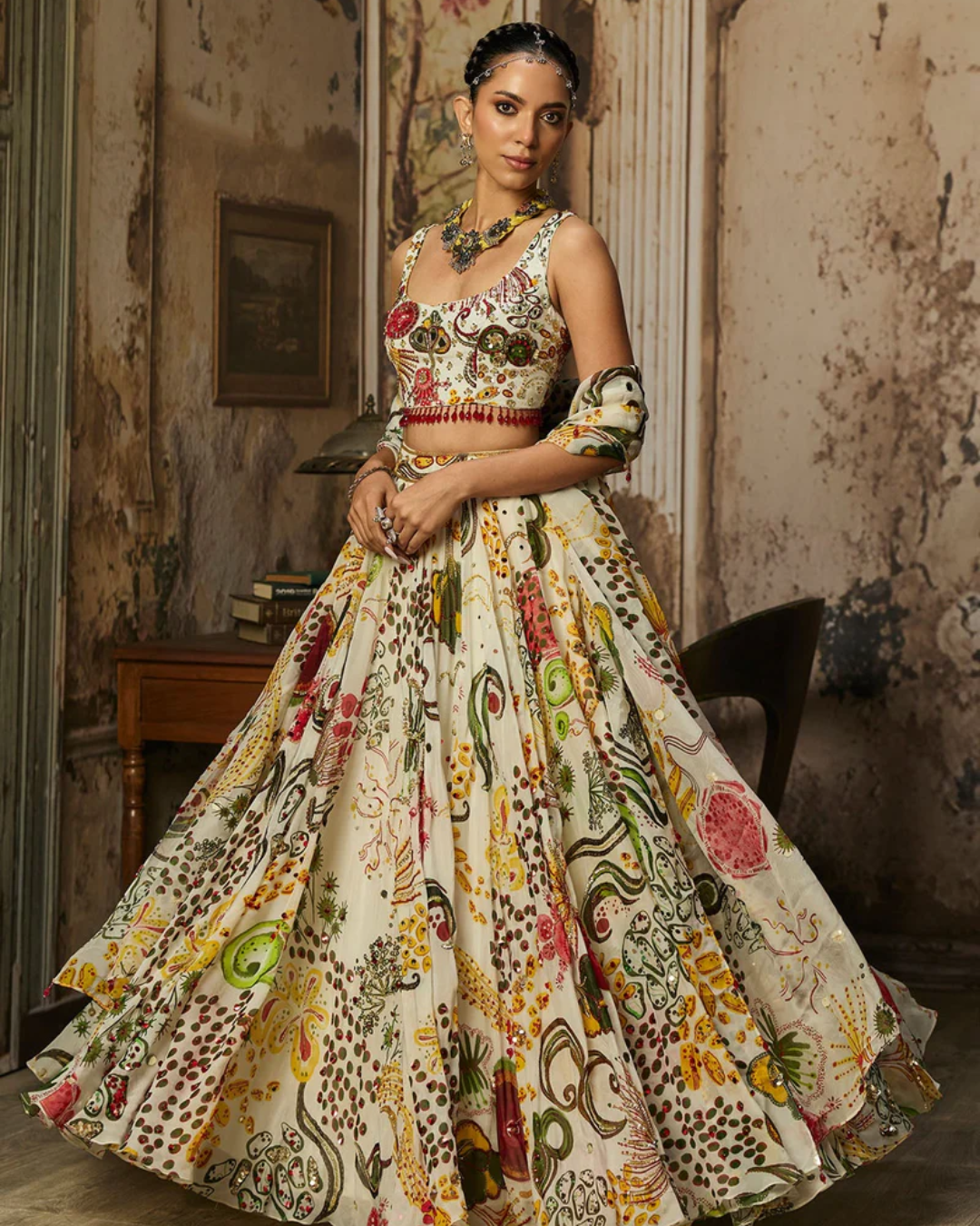 Diya Rajvvir - Ivory Print And Highlighted Lehenga Set from Bahaar