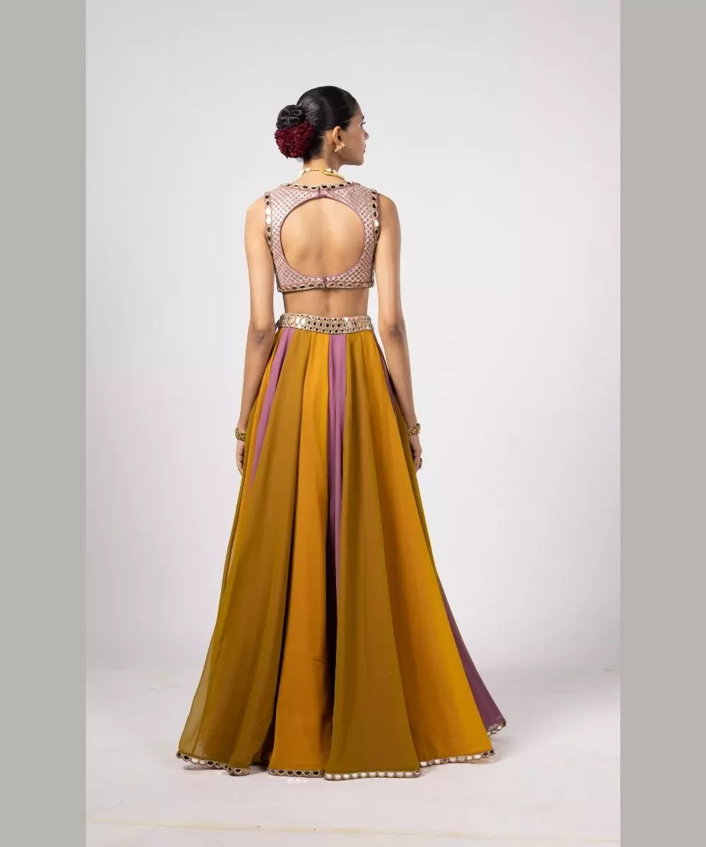 VVANI VATS - Green Lehenga Pants Set