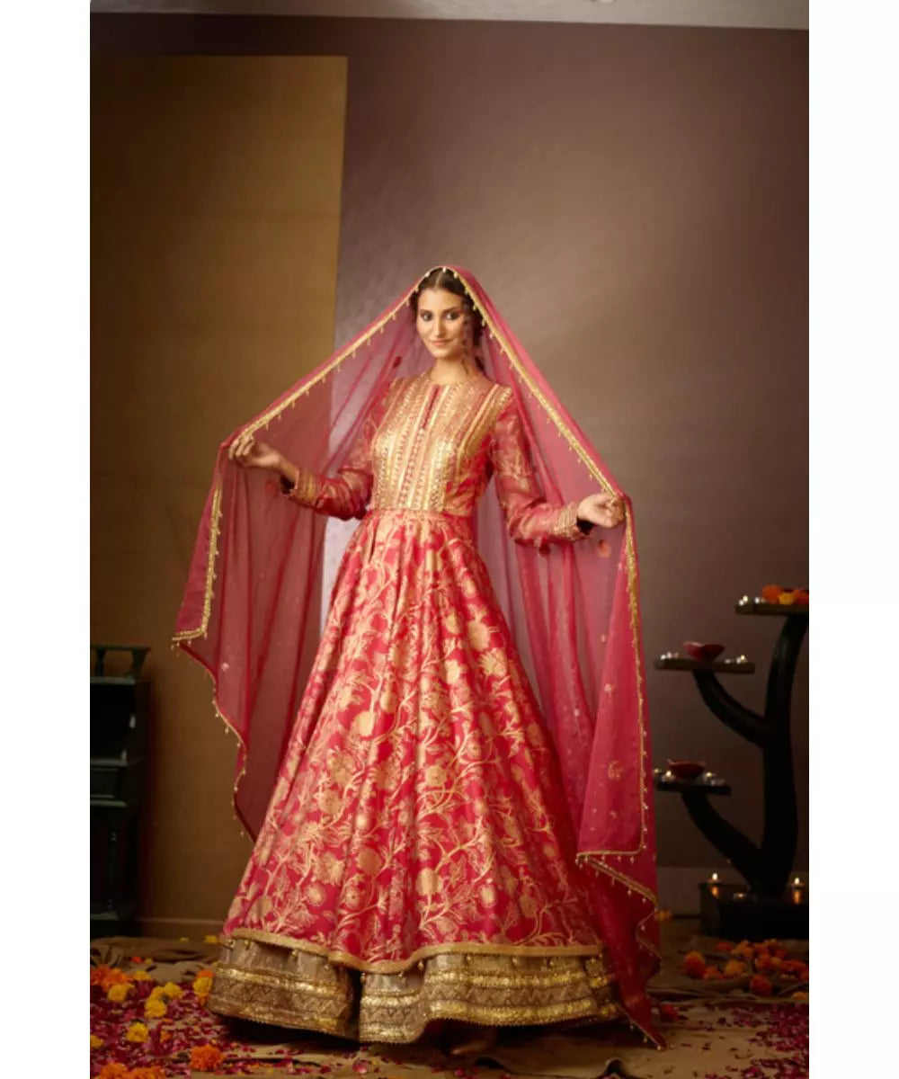 MOLEDRO - Baani Anarkali  Pink Floral Anarkali