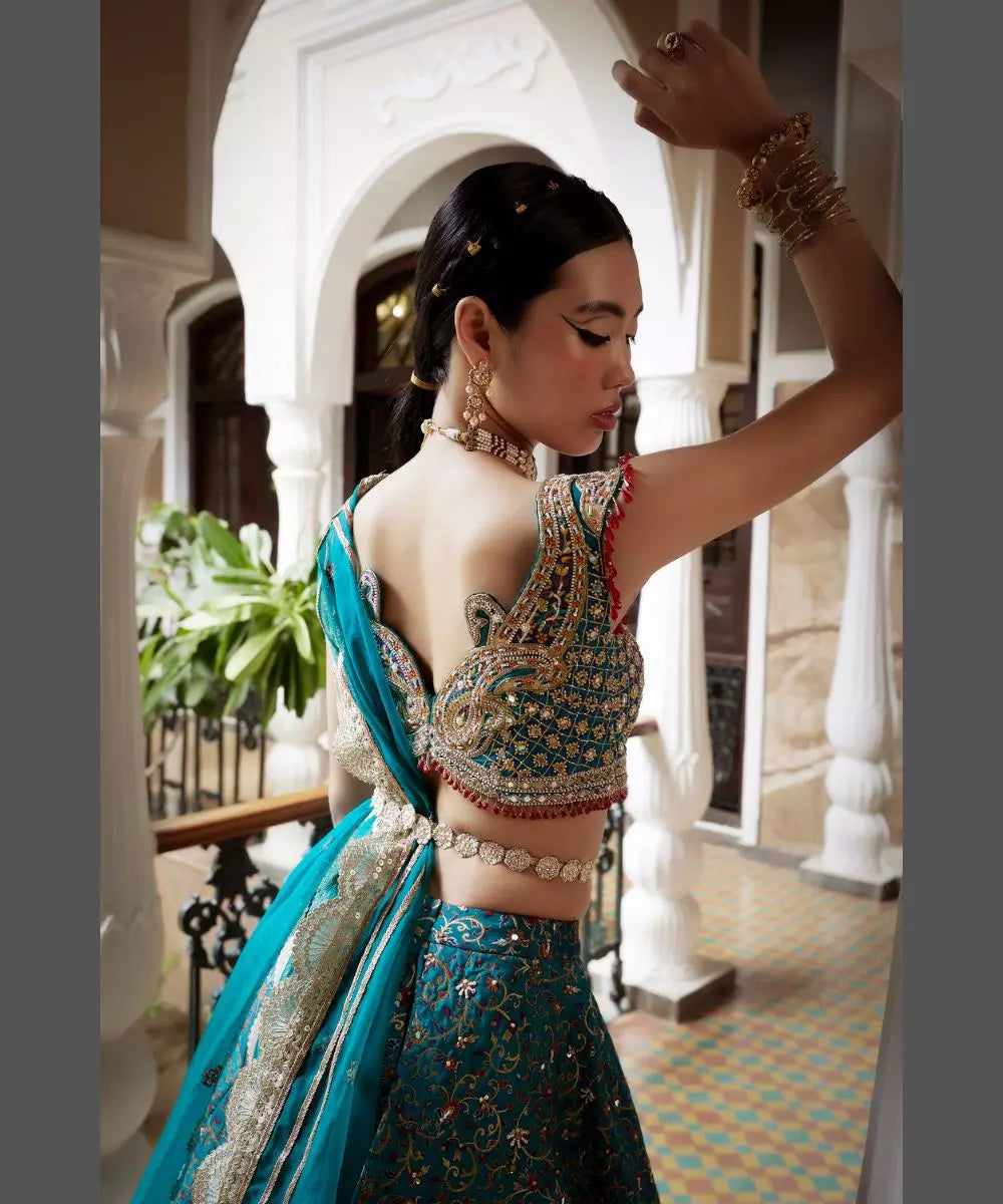 ADITI GUPTA - Lehenga Set
