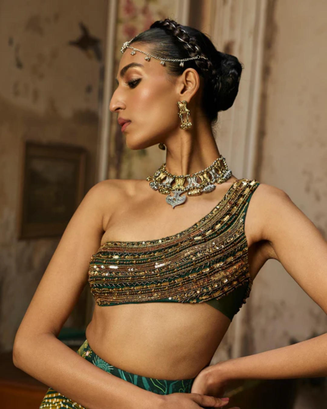Diya Rajvvir - Dark Green Embroidered Blouse And Fishtail Skirt Set from Bahaar