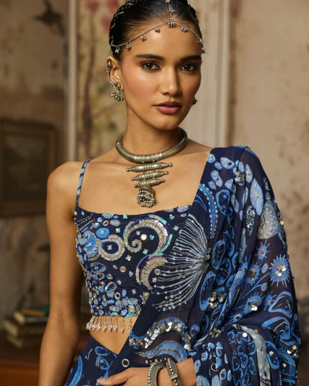 Diya Rajvvir - Navy Blue Printed And Highlighted Classic Saree Set from Bahaar