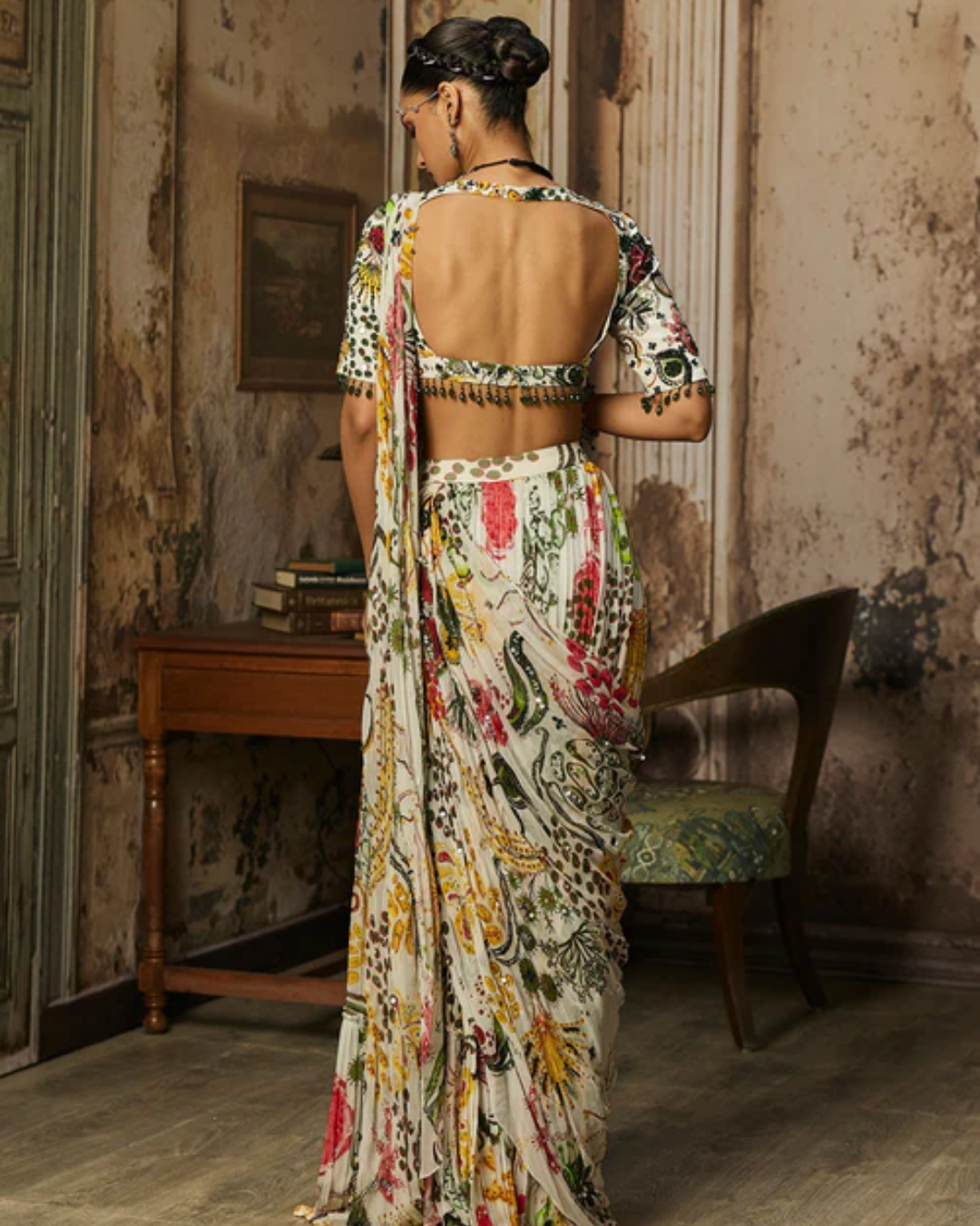 Diya Rajvvir - Ivory Print And Highlighted Tiered Skirt Saree Set from Bahaar