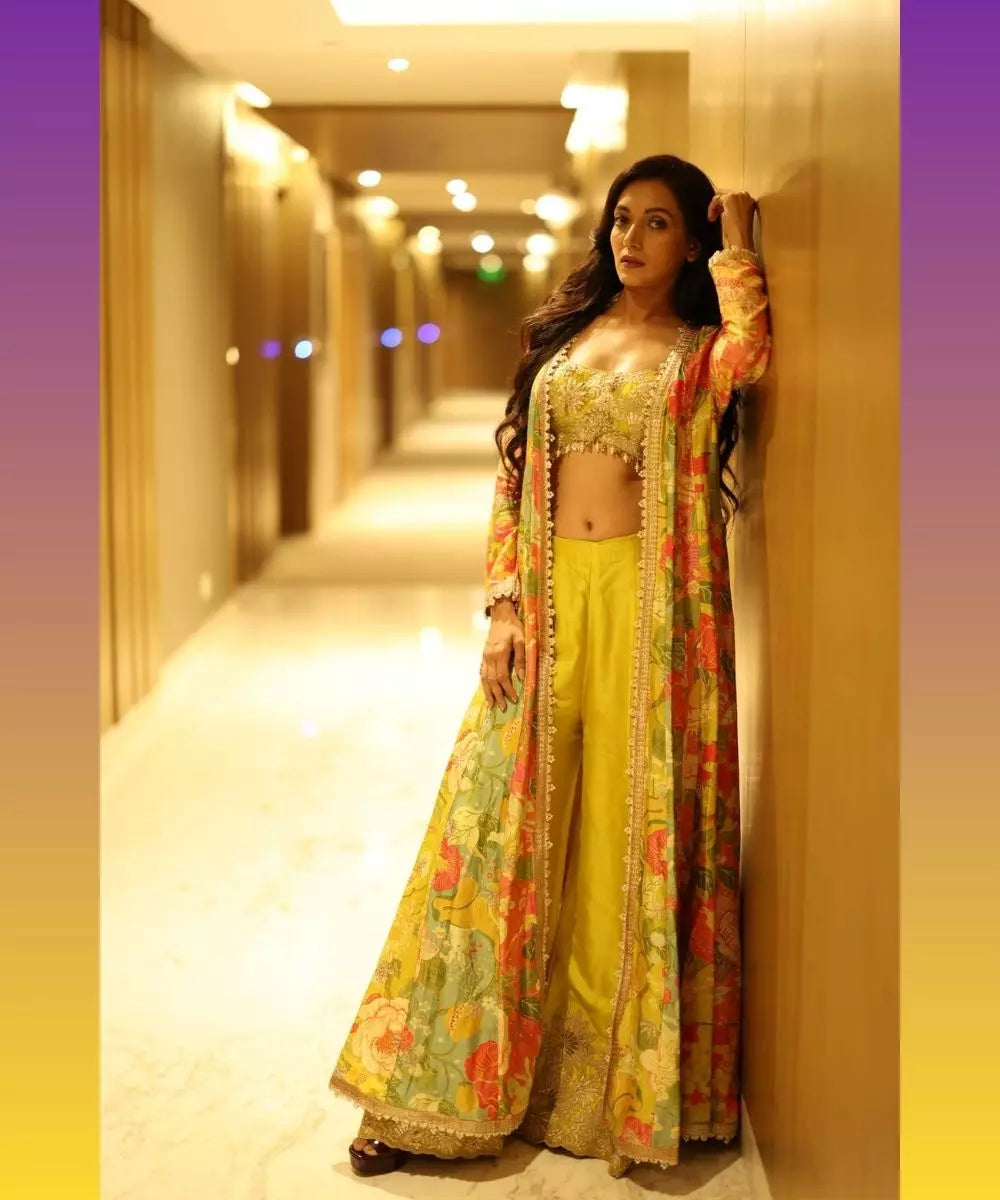 GOPI VAID - Parul Jacket Pant Set - Celeb