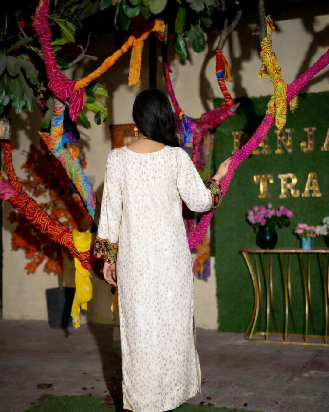 Banjara Trail - Sadaf e Noor Kaftan