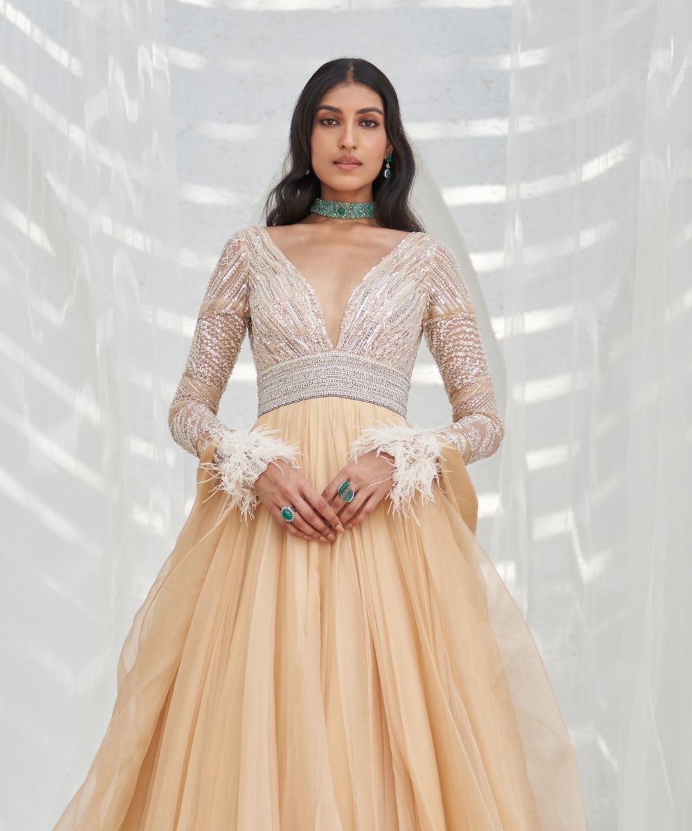 MAHIMA MAHAJAN- Baana