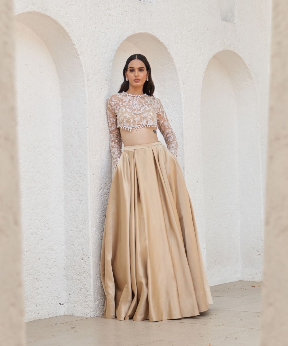 MAHIMA MAHAJAN- Kajra