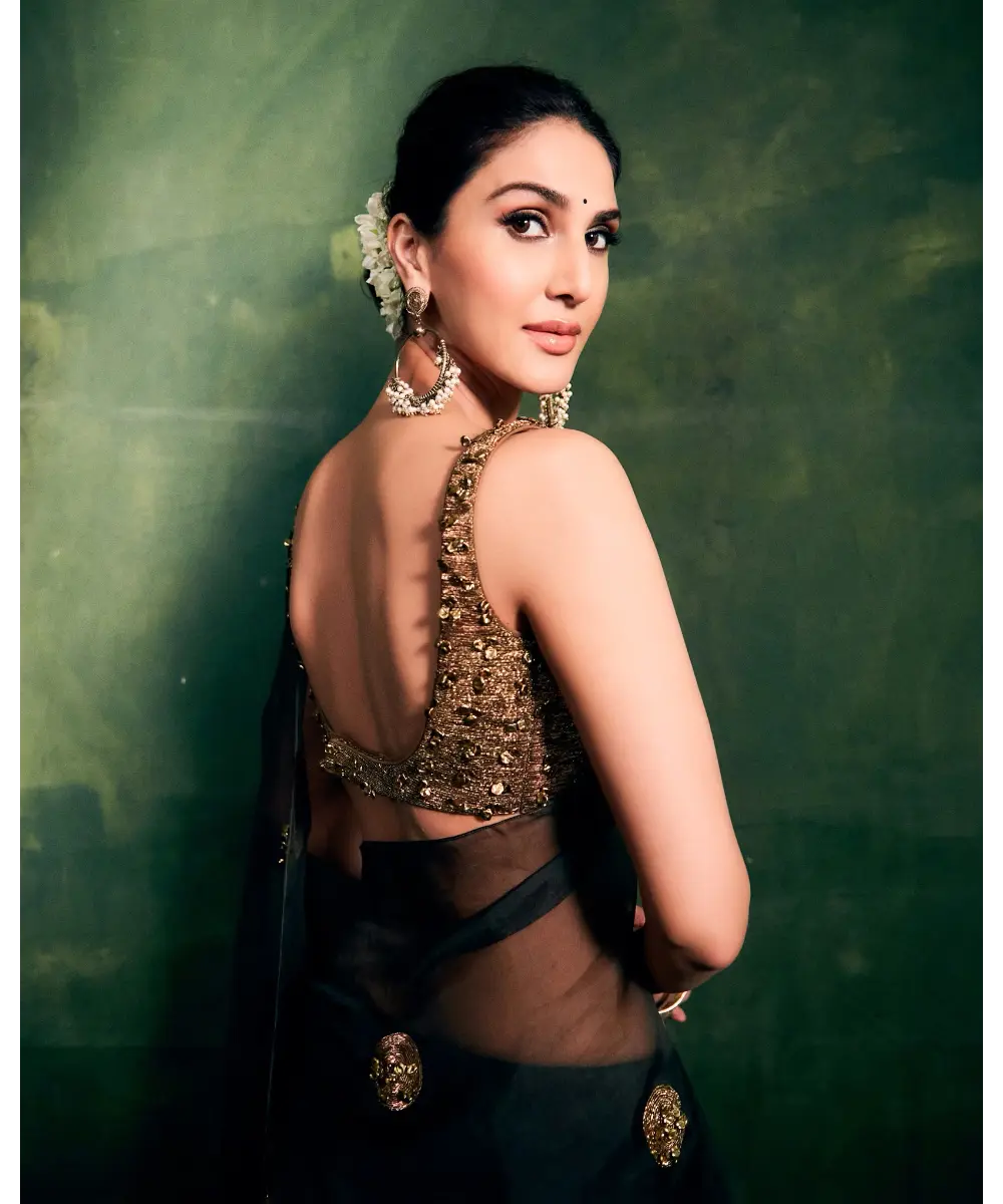 ITRH - Black Ghunghroo saree