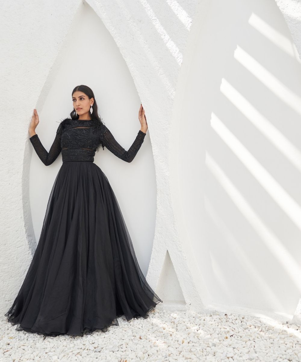 MAHIMA MAHAJAN- Adila