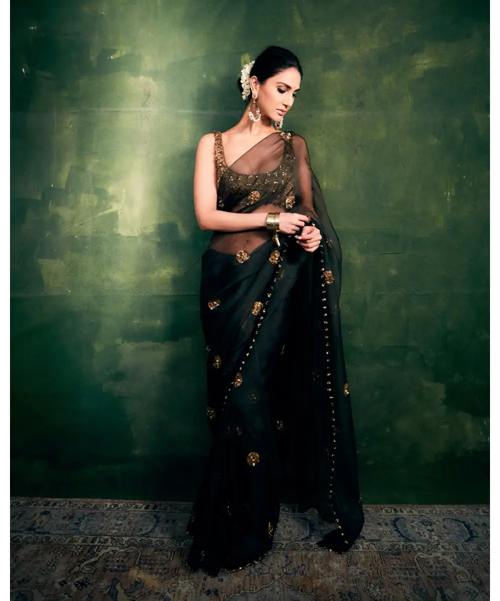 ITRH - Black Ghunghroo saree