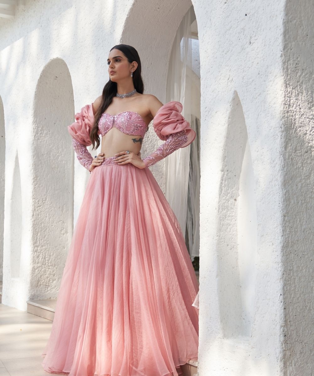 MAHIMA MAHAJAN- Paarkhi