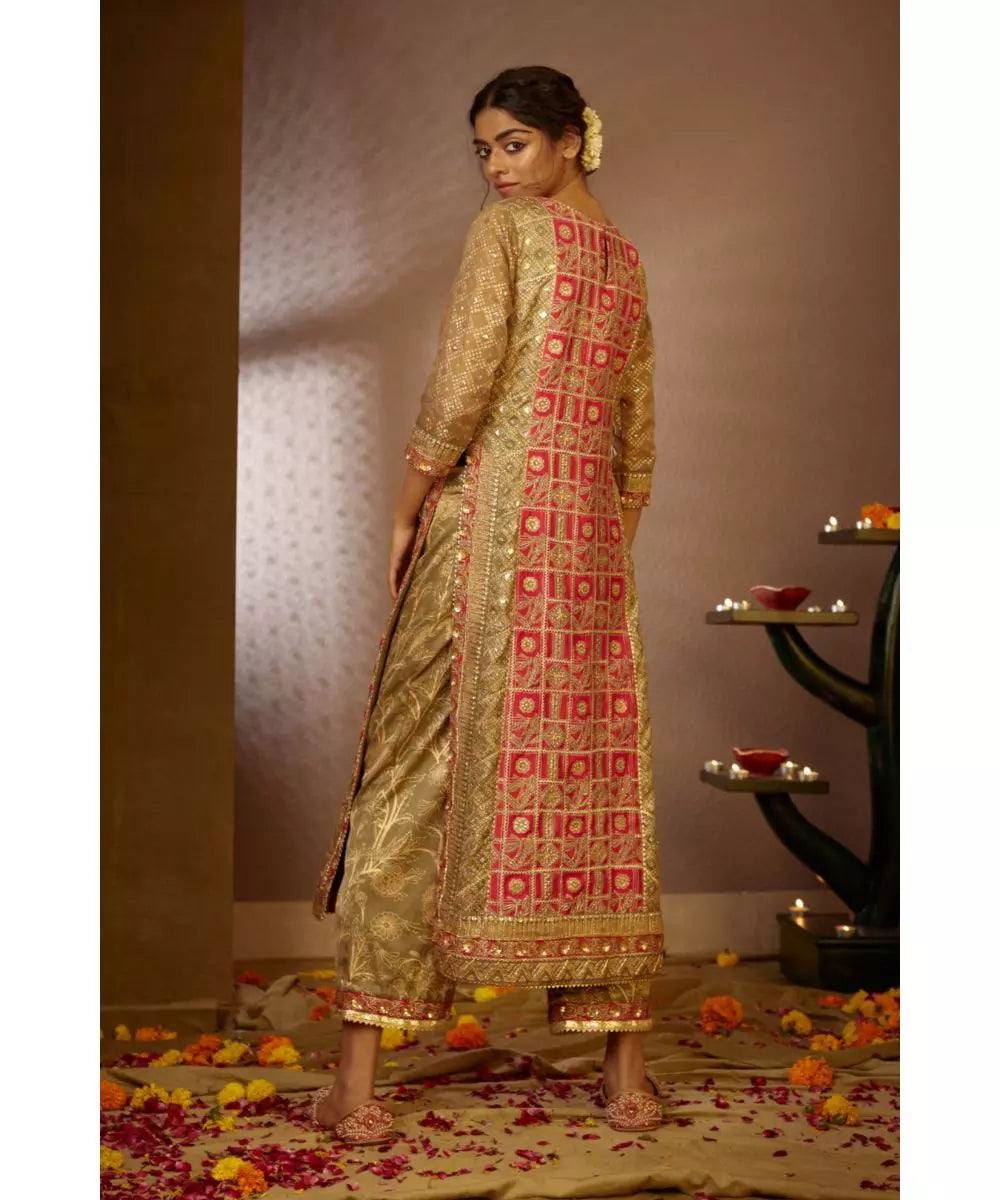 MOLEDRO - Purvi Kurta Set  Grey Kurta Pant wih pink panels