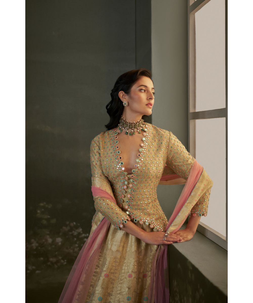 NITIKA GUJRAL - Lehenga Choli Set