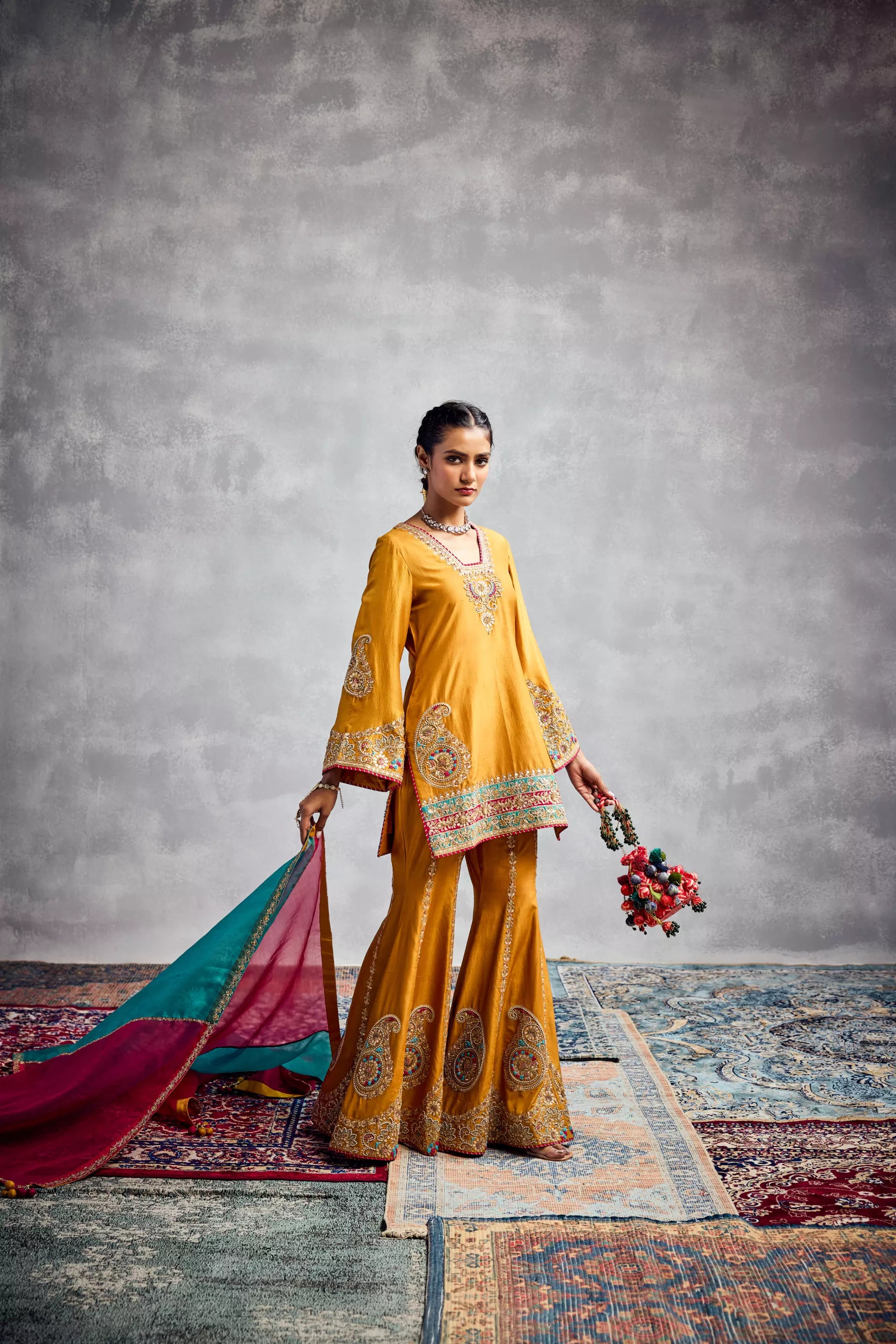 Aman Takyar- Kurta Pant Set