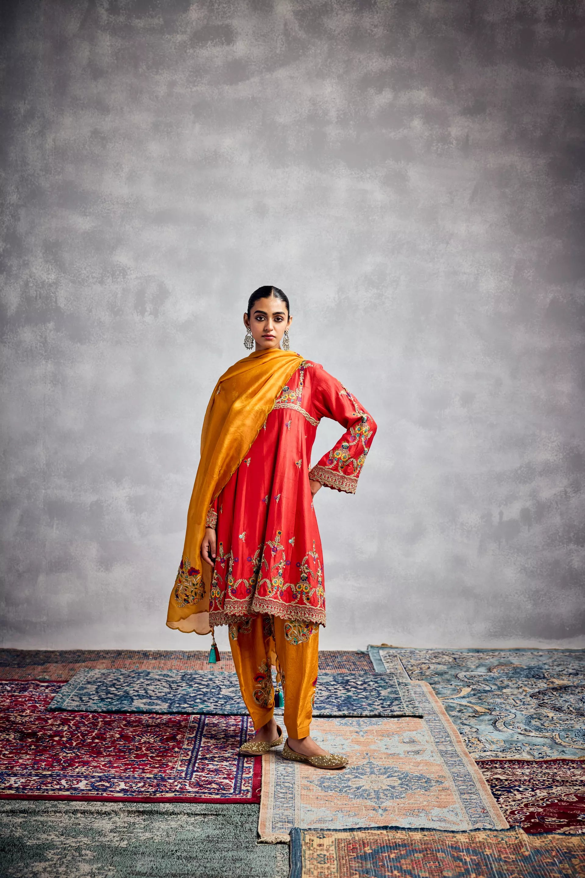 AMAN TAKYAR - Kurta Pant Set