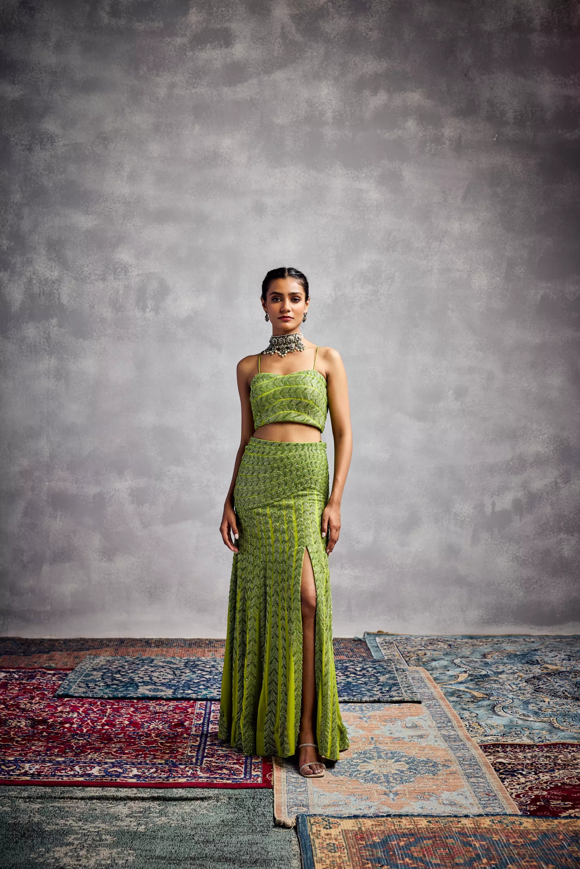 AMAN TAKYAR - Top Skirt Set