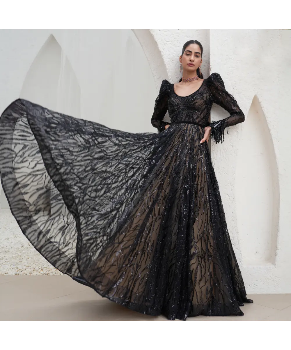 MAHIMA MAHAJAN- Abida