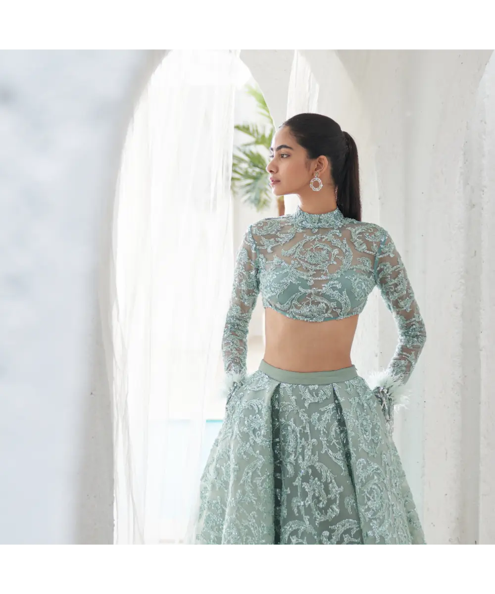 MAHIMA MAHAJAN- Rani